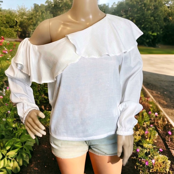 MINKPINK On The Sly White One Shoulder Top - Picture 1 of 14